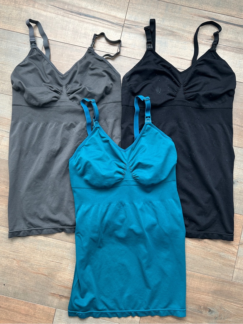 Nursing Tank Set